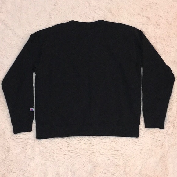 Champion ‘POWERBLEND’ Crew Neck Sweatshirt. - Picture 5 of 13